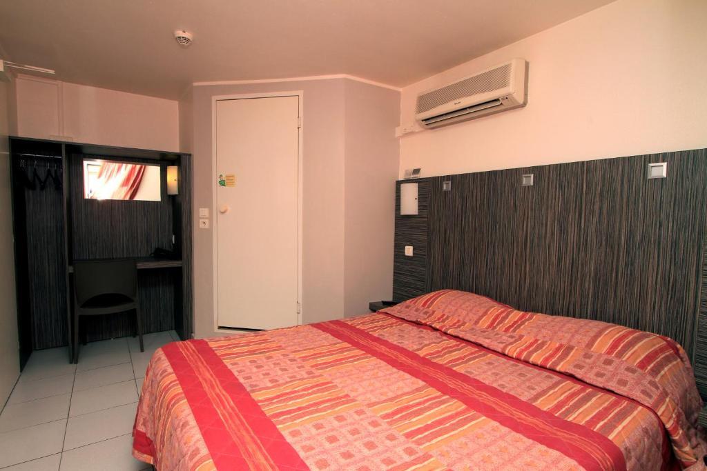 Fasthotel Toulon Cuers Exteriör bild